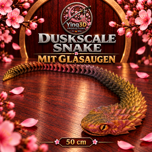 Duskscale Snake, bewegliche 50-cm-Schlange mit Glasaugen und gold-kupferfarbenen Schuppen – KI-inszeniert